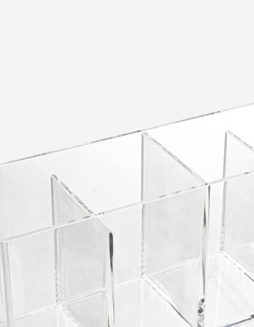 ORGANIZADOR ACRÍLICO CON 4 COMP.