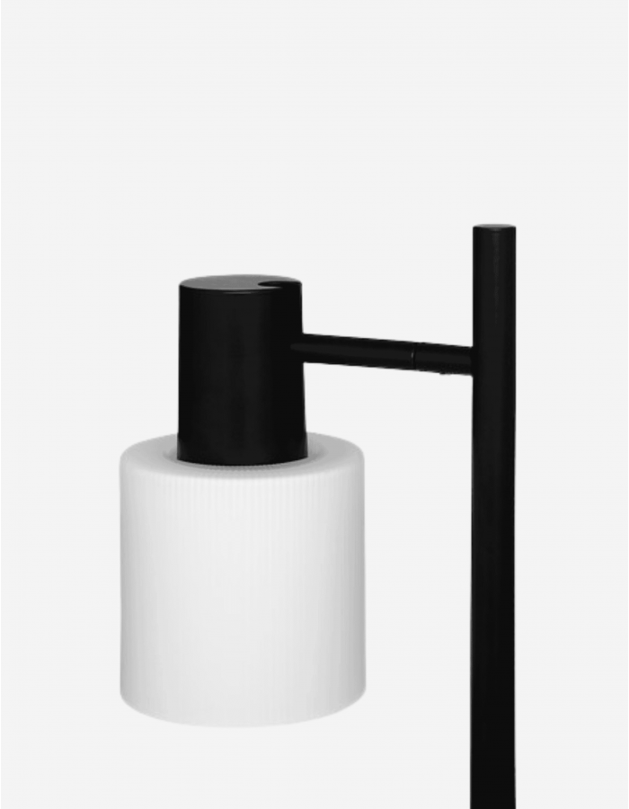 LAMPARA DE PIE RECTA METAL NEGRO
