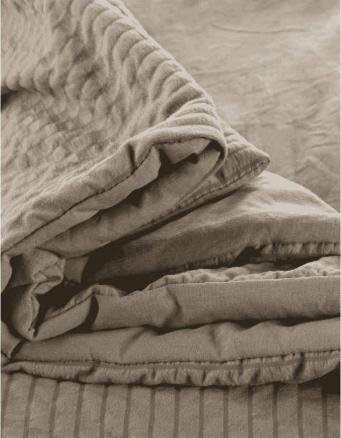 COLCHA POLIESTER 180X260 120GSM BEIGE