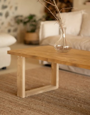 MESA DE CENTRO DE MADERA MACIZA EN TONO ROBLE MEDI