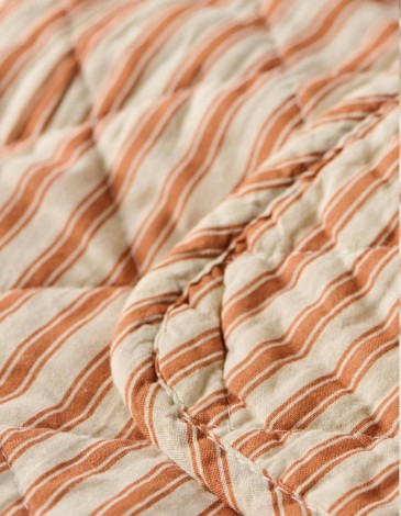 COLCHA 130X180CM COLOR ARENA C/ RAYAS SIENA